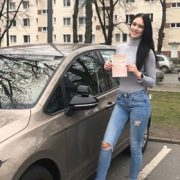 Lucia, 19, Führerschein Automatik Steglitz Klasse B